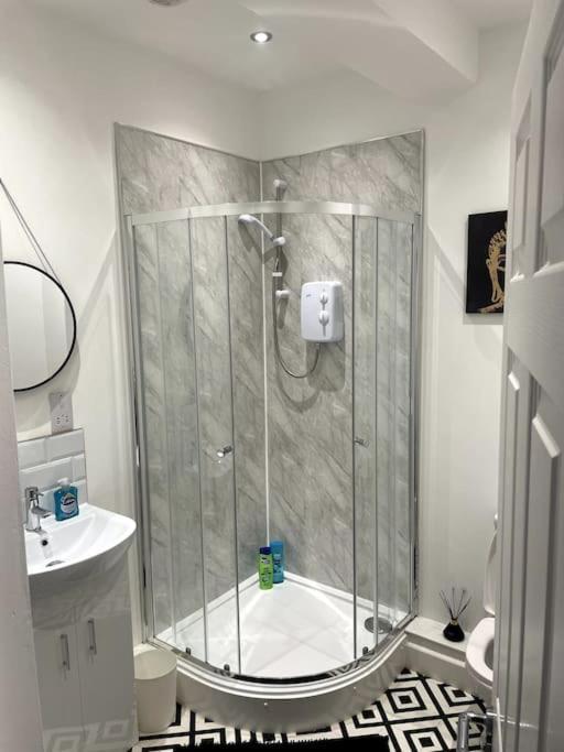 #4Bs 1 Bed Serviced Apartment Derby Luaran gambar